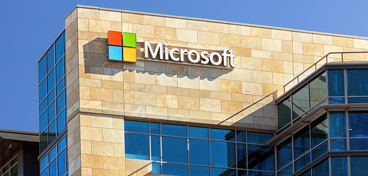 Prédio com logo da Microsoft
